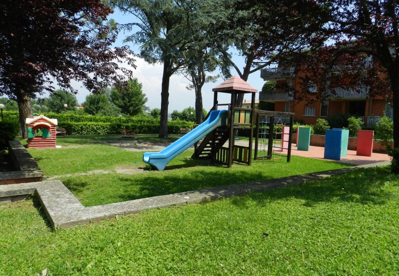 Al Girasole Apartman Peschiera del Garda Kültér fotó