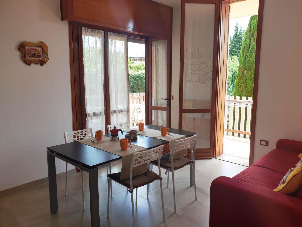 Al Girasole Apartman Peschiera del Garda Kültér fotó