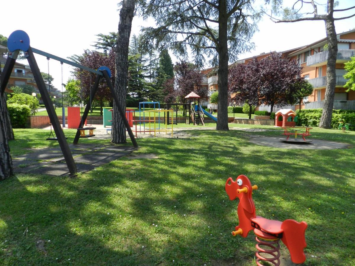 Al Girasole Apartman Peschiera del Garda Kültér fotó